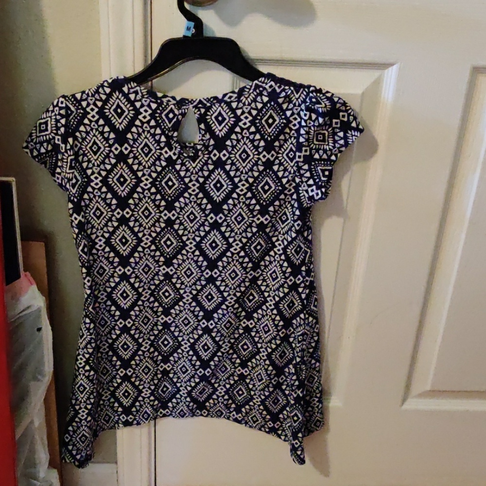 Patterned t-shirt - Picture 6 of 8